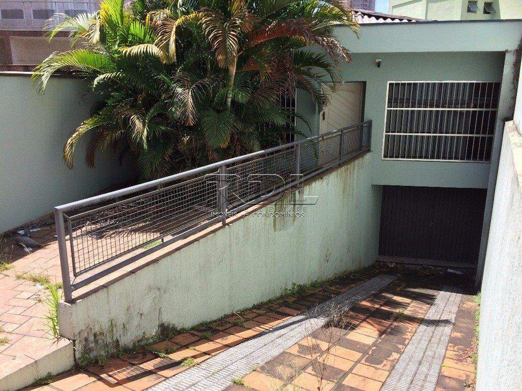 Sobrado à venda no Centro: 