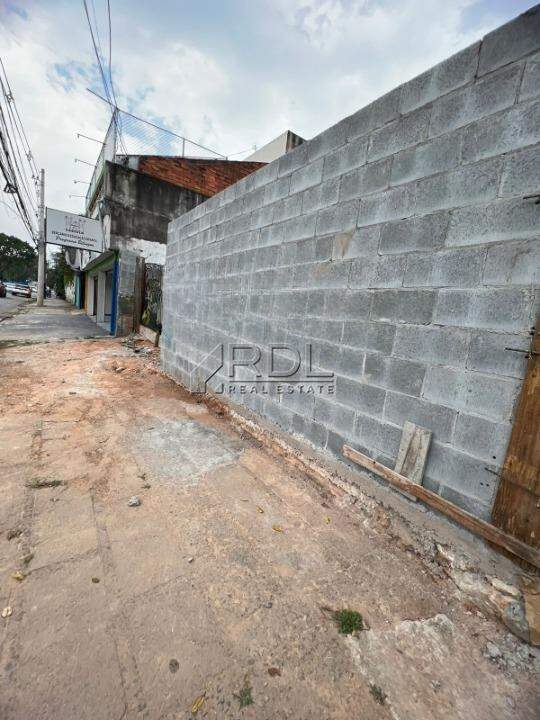 Terreno à venda no Vila Valparaíso: 