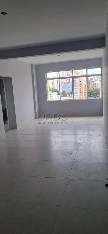 Sala à venda no Centro: 