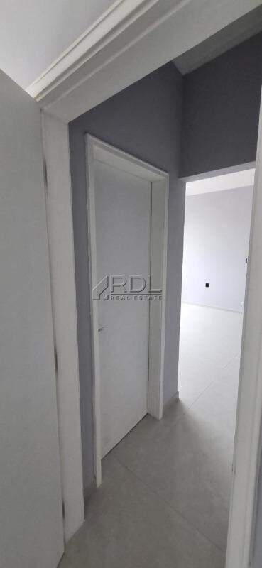 Sala à venda no Centro: 