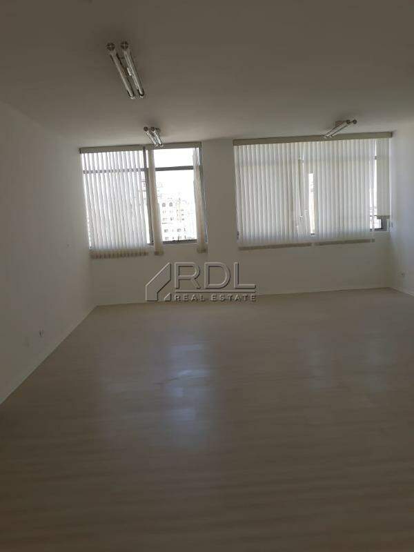 Sala à venda no VILA BASTOS: 