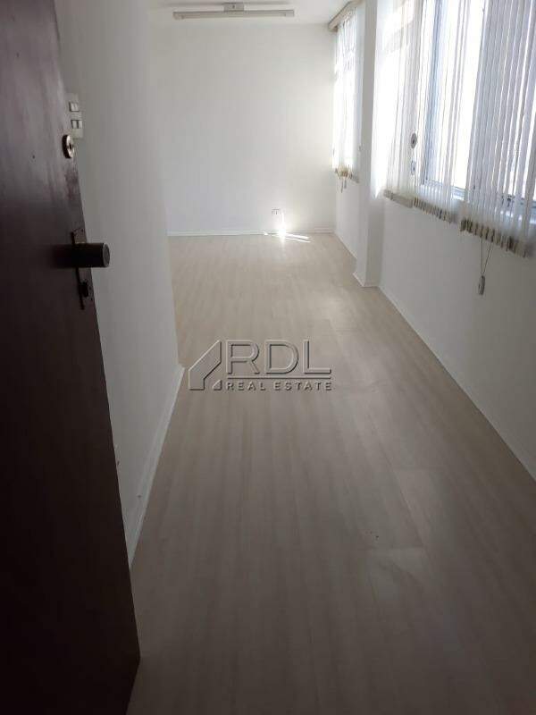 Sala à venda no VILA BASTOS: 