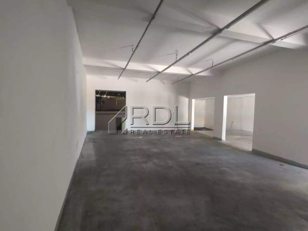 Salao para aluguel no Jardim Utinga: 