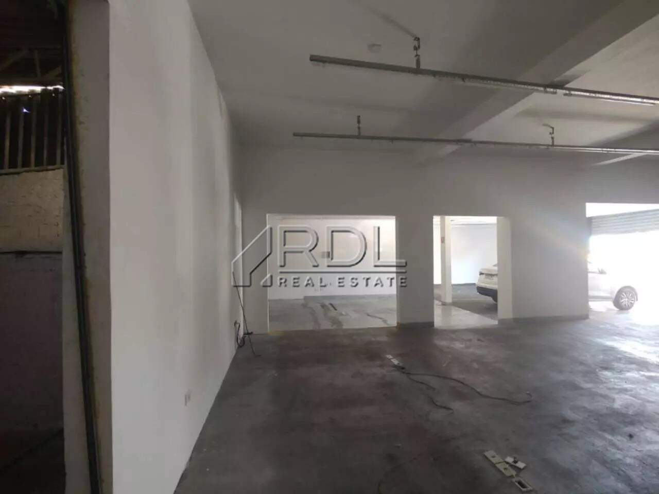 Salao para aluguel no Jardim Utinga: 