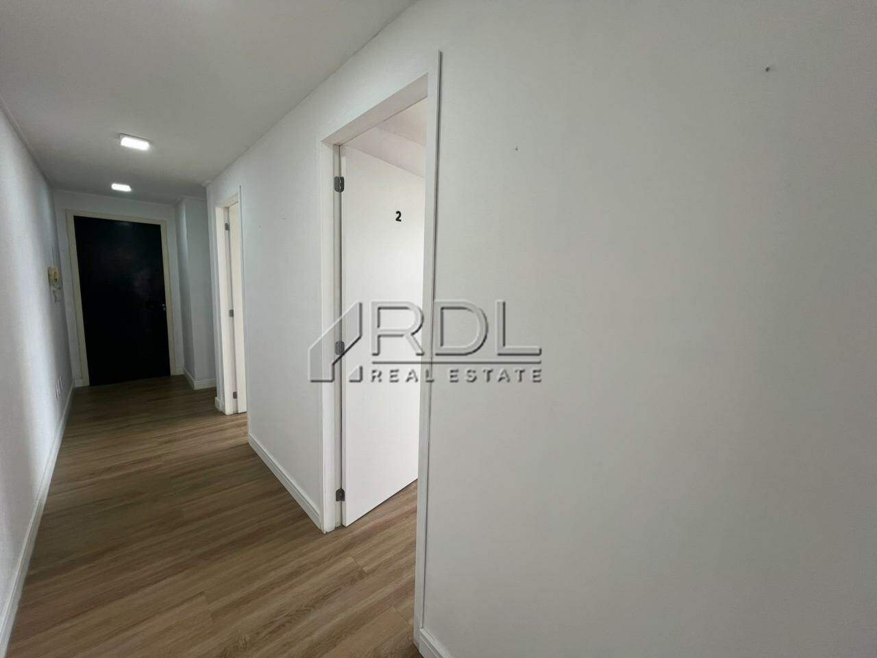 Sala para aluguel no Centro: 
