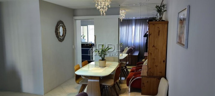Apartamento à venda no Silveira: 