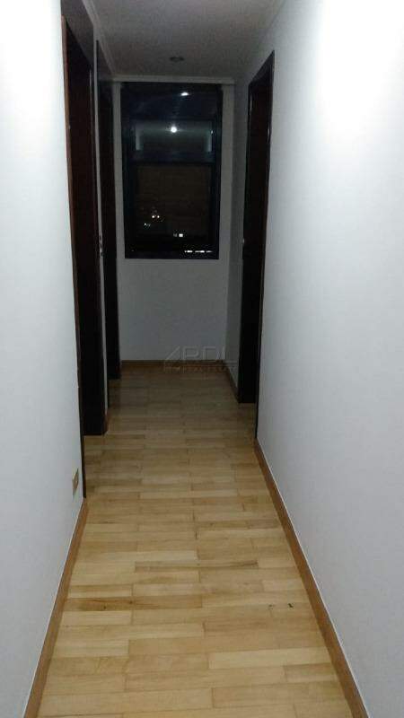 Apartamento à venda no Vila Valparaíso: 