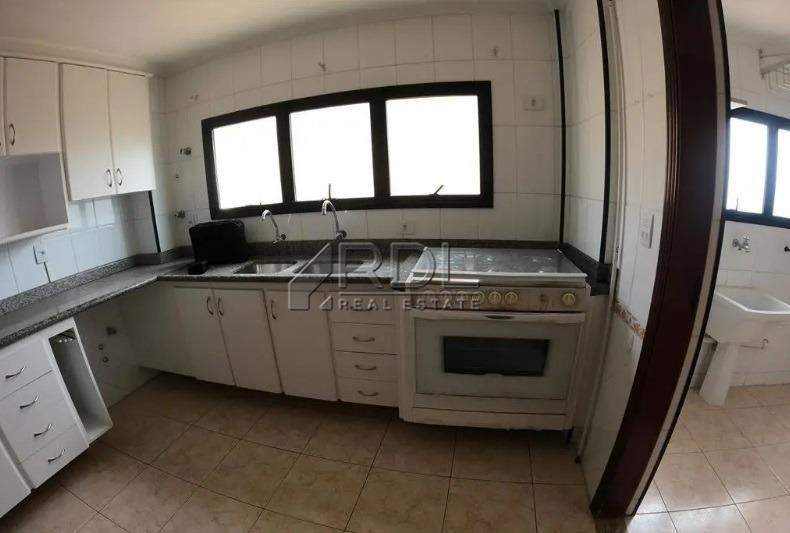 Apartamento à venda no Vila Valparaíso: 