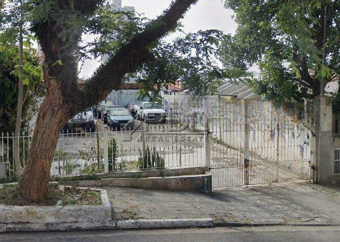 Terreno para aluguel no Centro: 