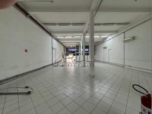Predio para aluguel no Centro: 