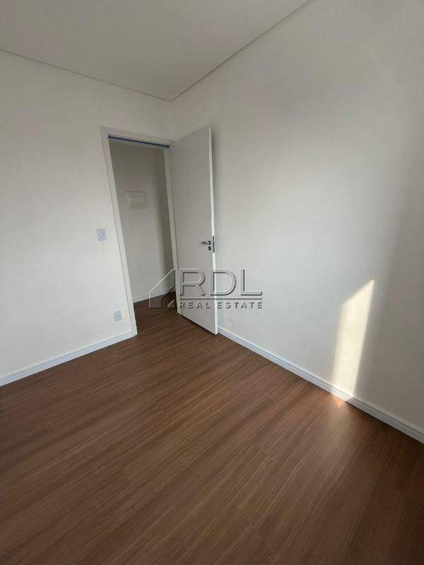 Apartamento sem Condomínio à venda no Jardim Stella: 