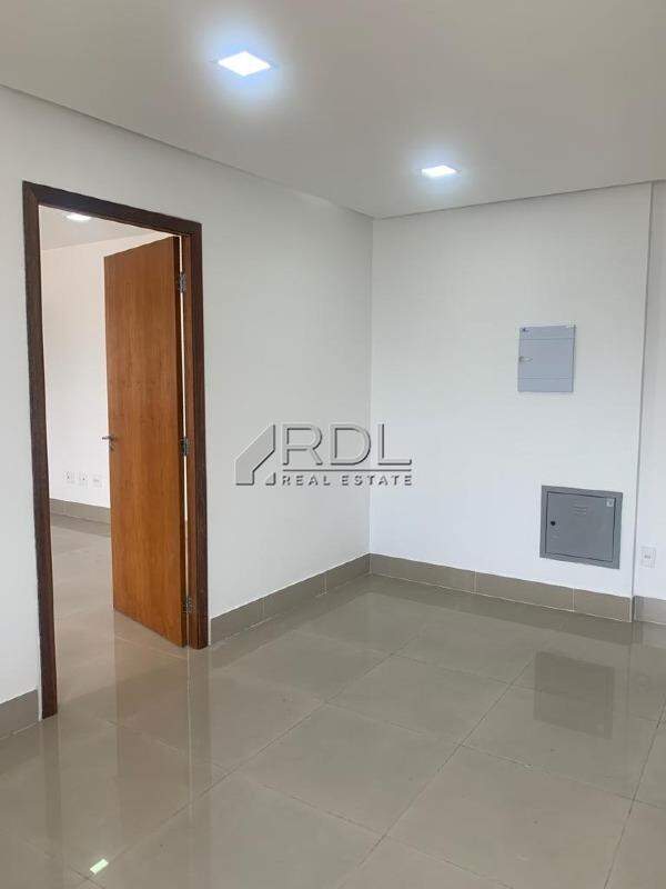 Sala à venda no Centro: 