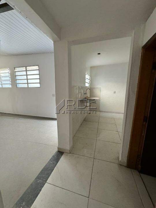Salao para aluguel no Vila Tibiriçá: 