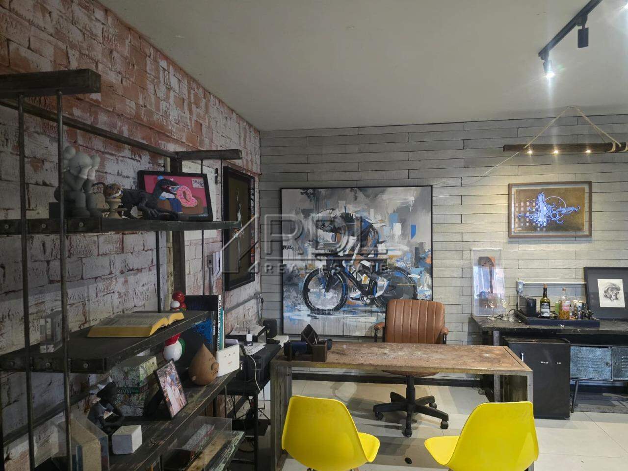Sala à venda no JARDIM: 