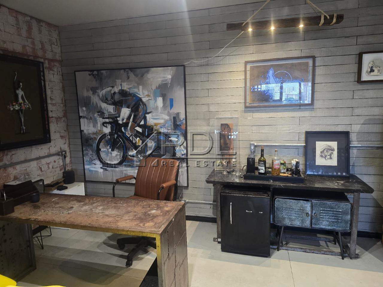 Sala à venda no JARDIM: 