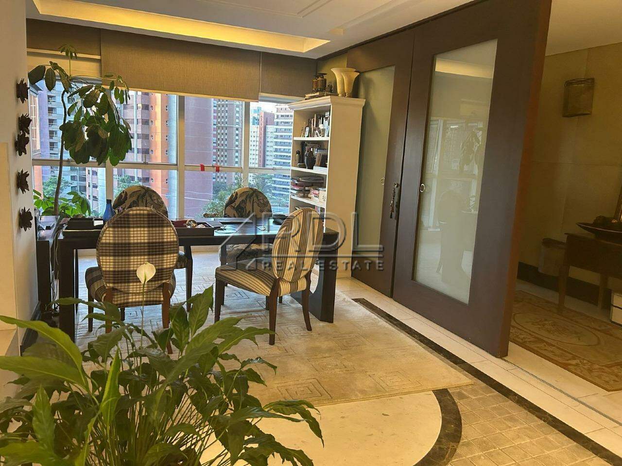 Apartamento à venda no JARDIM: 