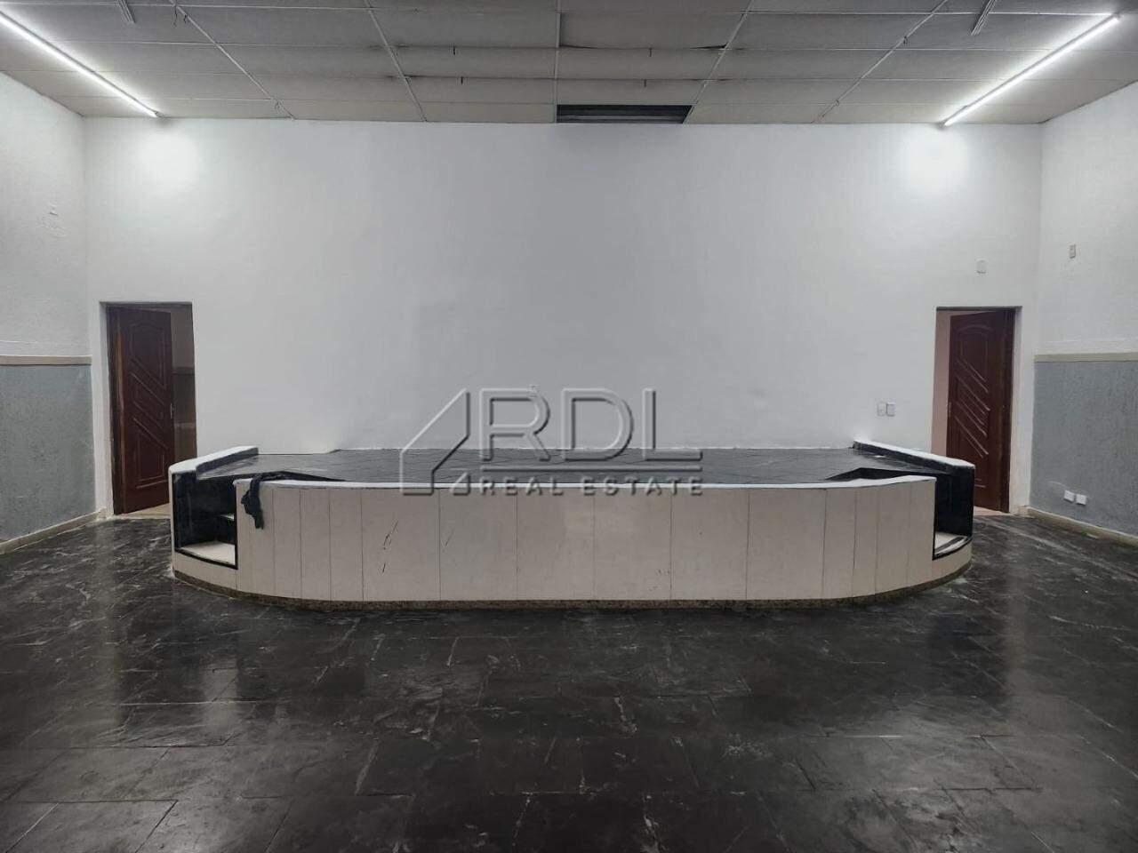 Salao para aluguel no Parque das Américas: 