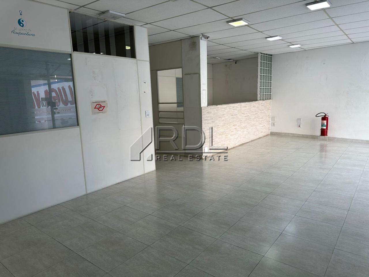 Predio para aluguel no Centro: 