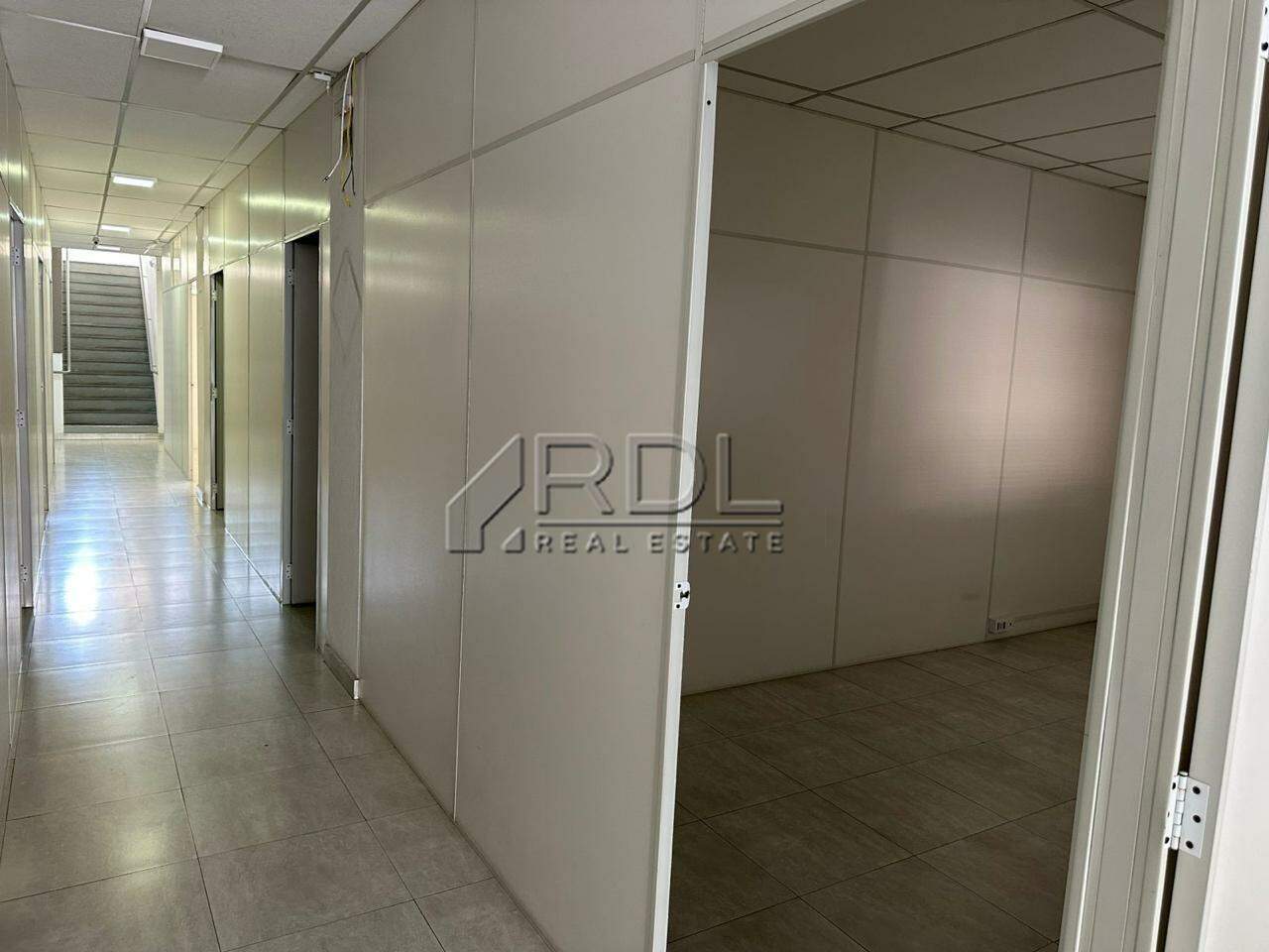 Predio para aluguel no Centro: 