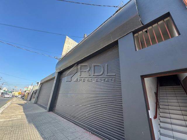 Salao à venda no Vila Valparaíso: 