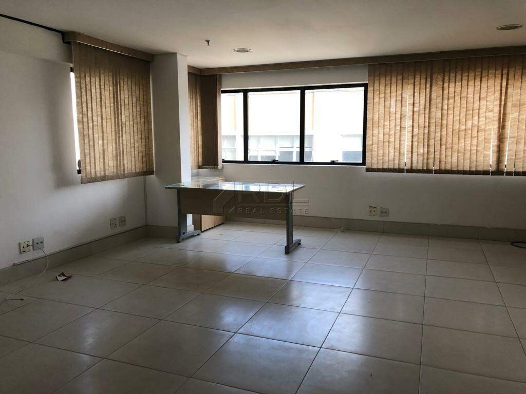 Sala para aluguel no Centro: 
