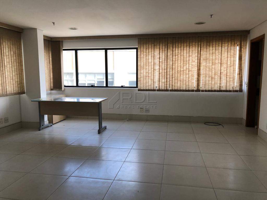 Sala para aluguel no Centro: 