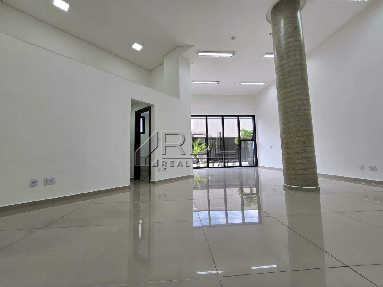 Salao para aluguel no Vila Assunção: 