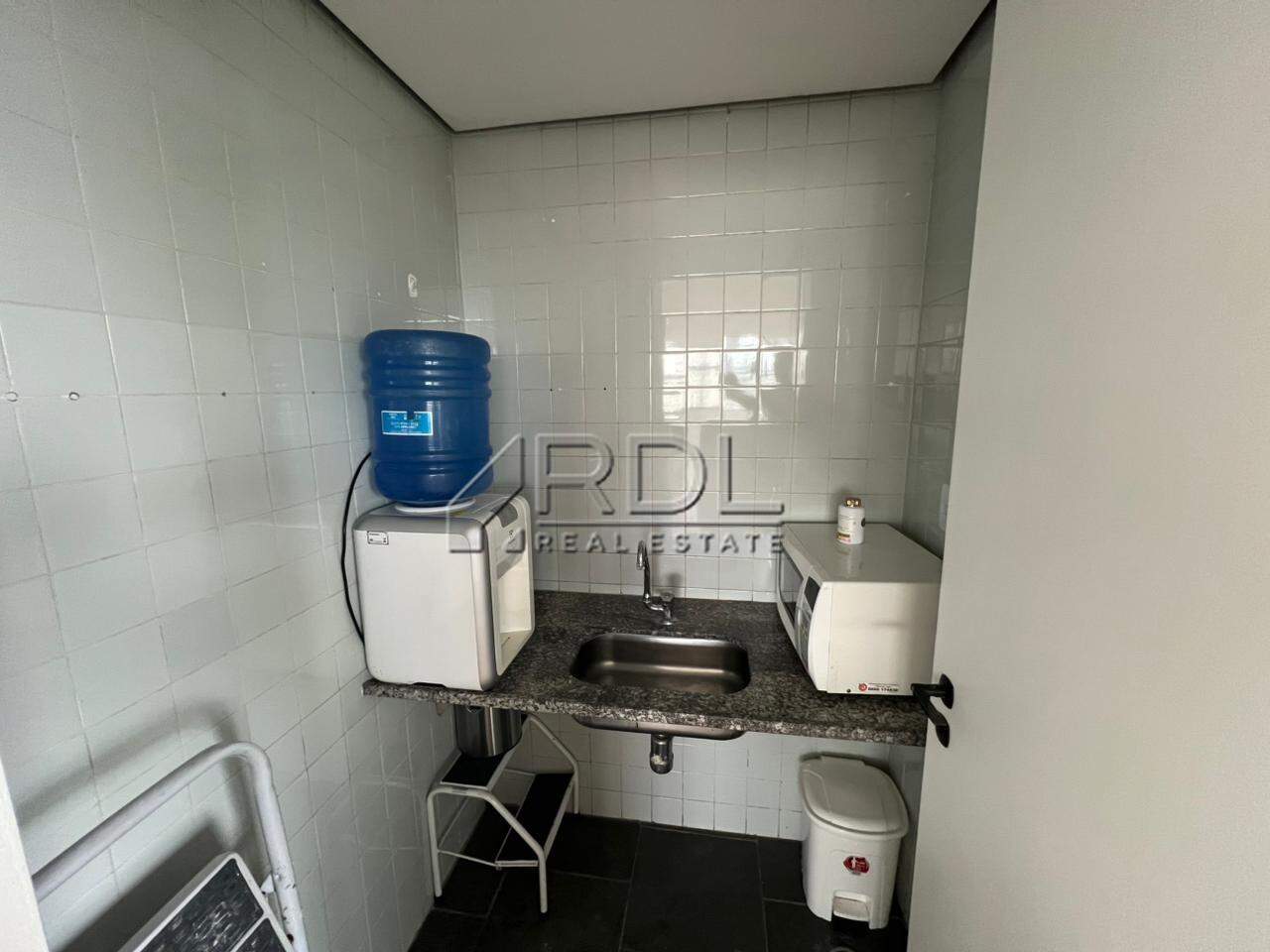 Sala para aluguel no Centro: 