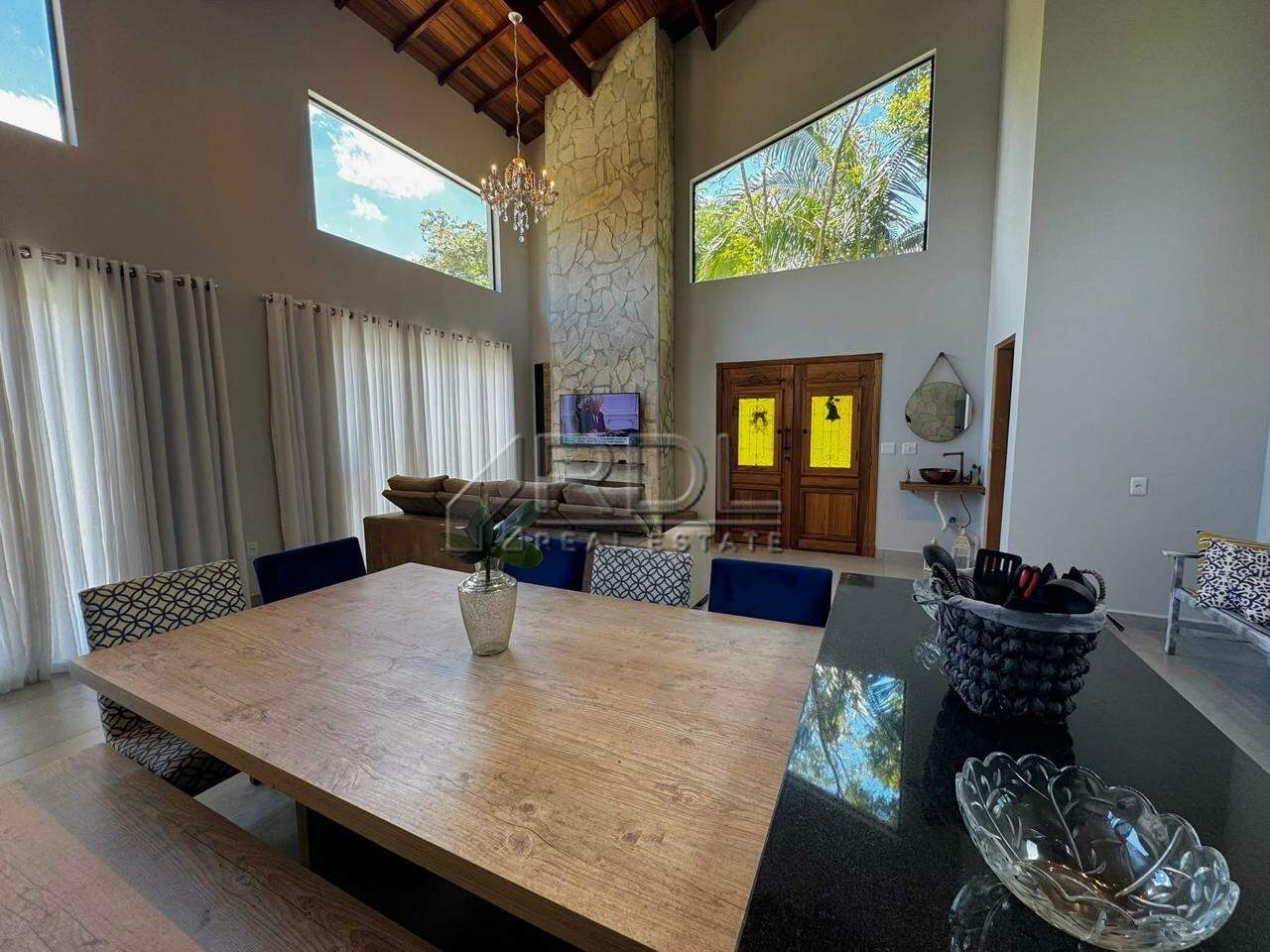Casa em Condomínio à venda no Parque Rio abaixo: 