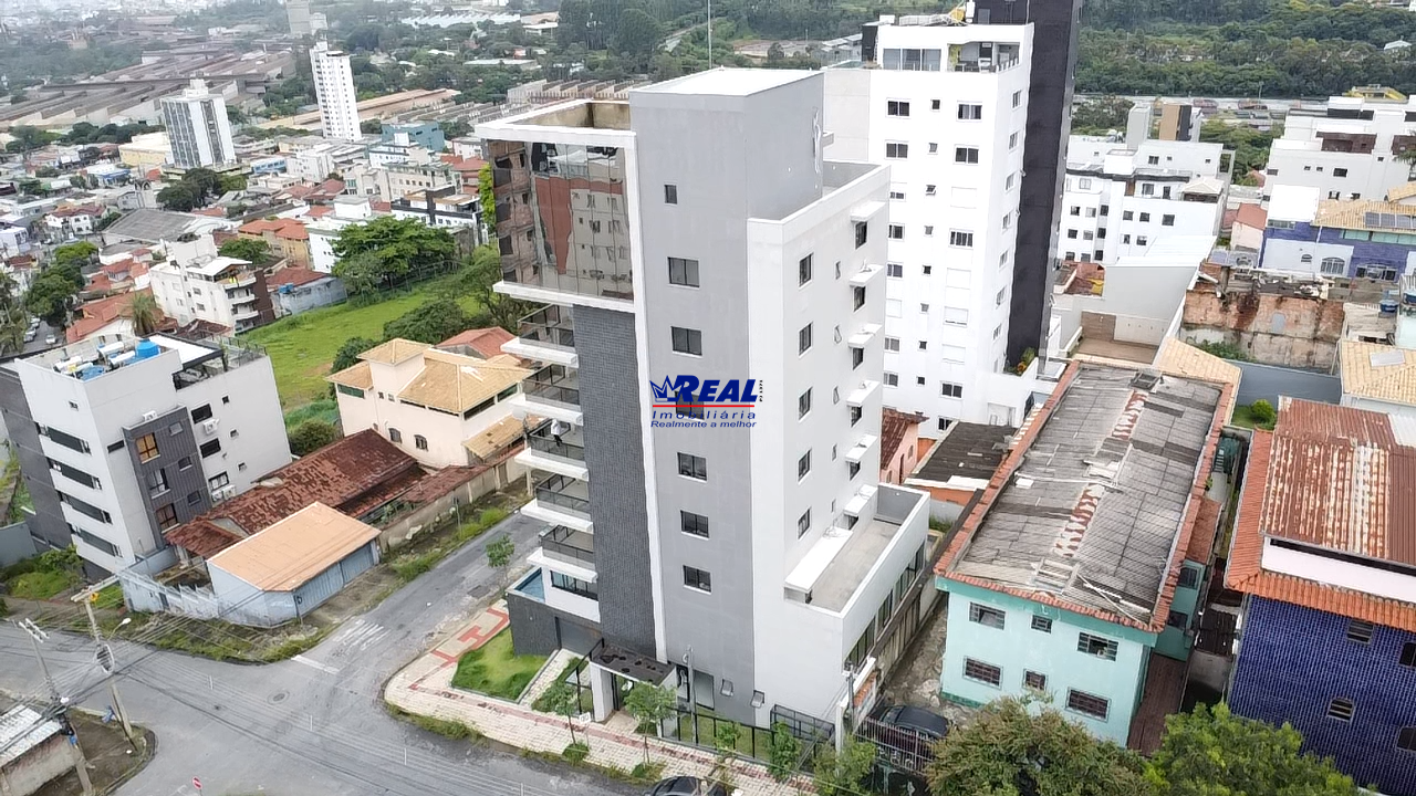 Apartamento à venda no Barreiro: 