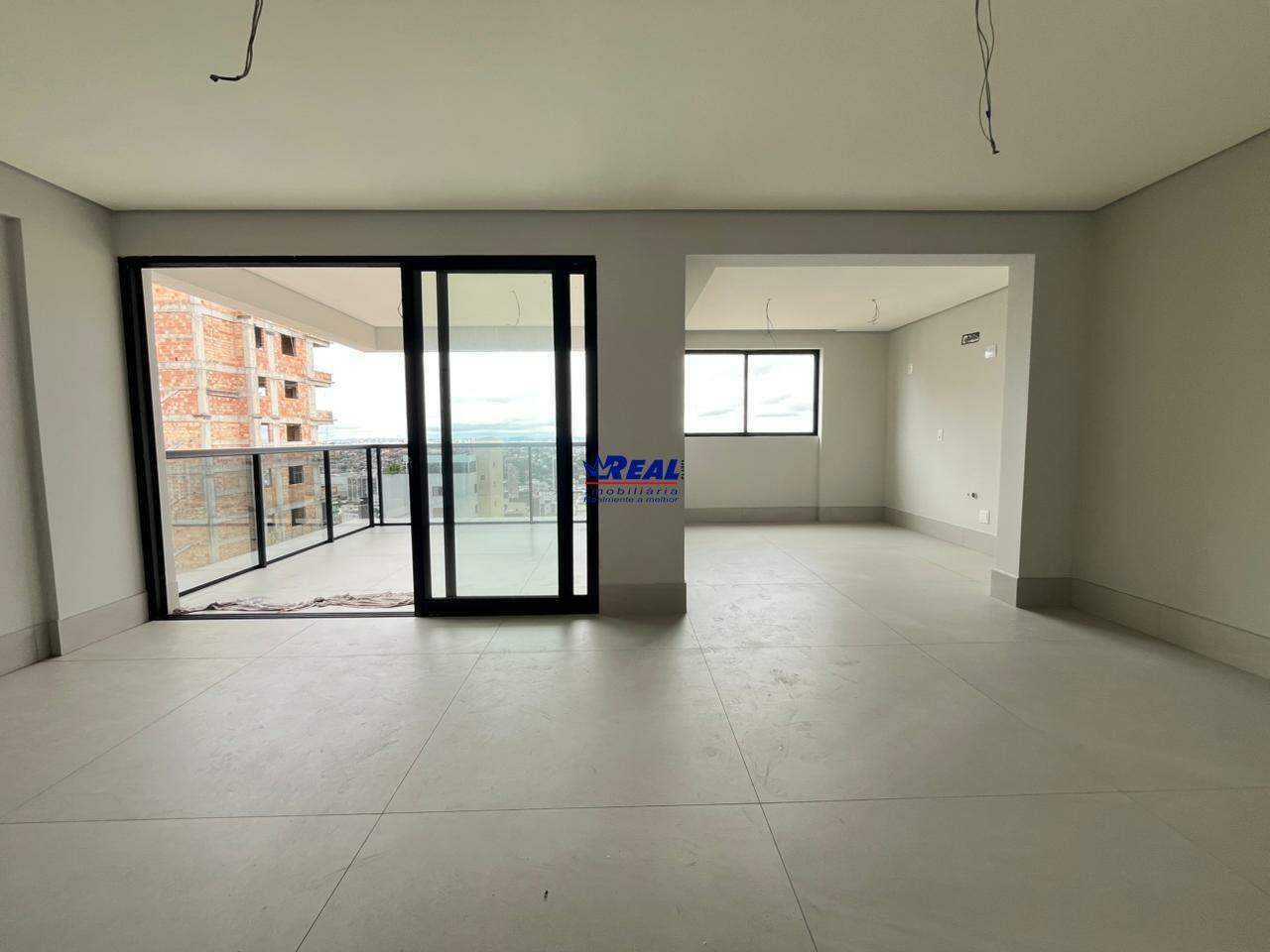 Apartamento à venda no Barreiro: 