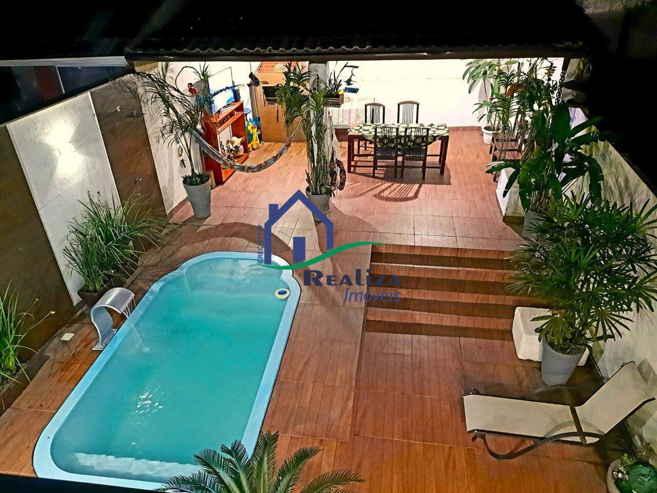 Casa duplex à venda no PIRATININGA: 