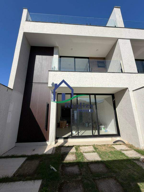 Casa à venda no PIRATININGA: 