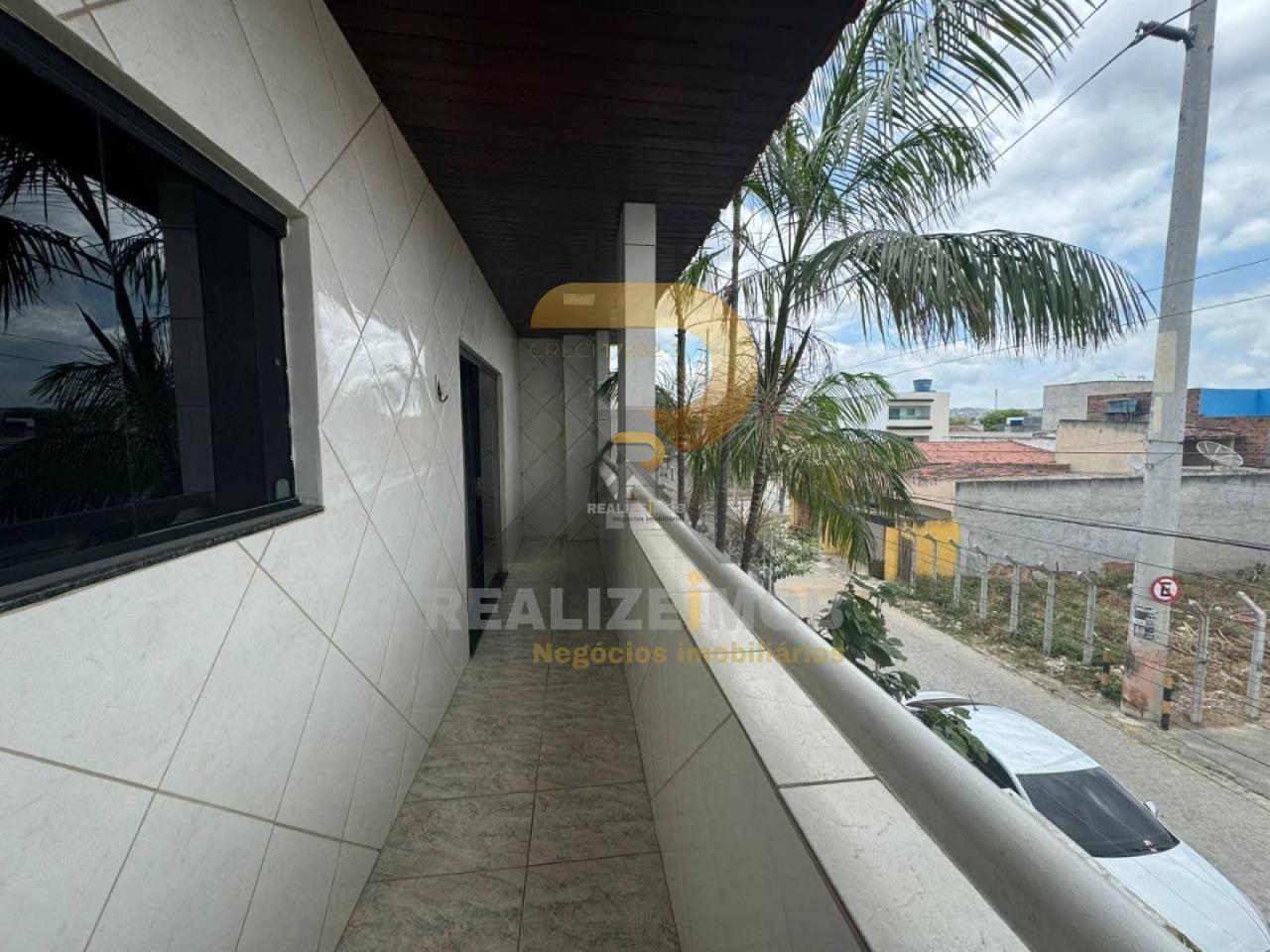 Casa à venda no Kennedy: 