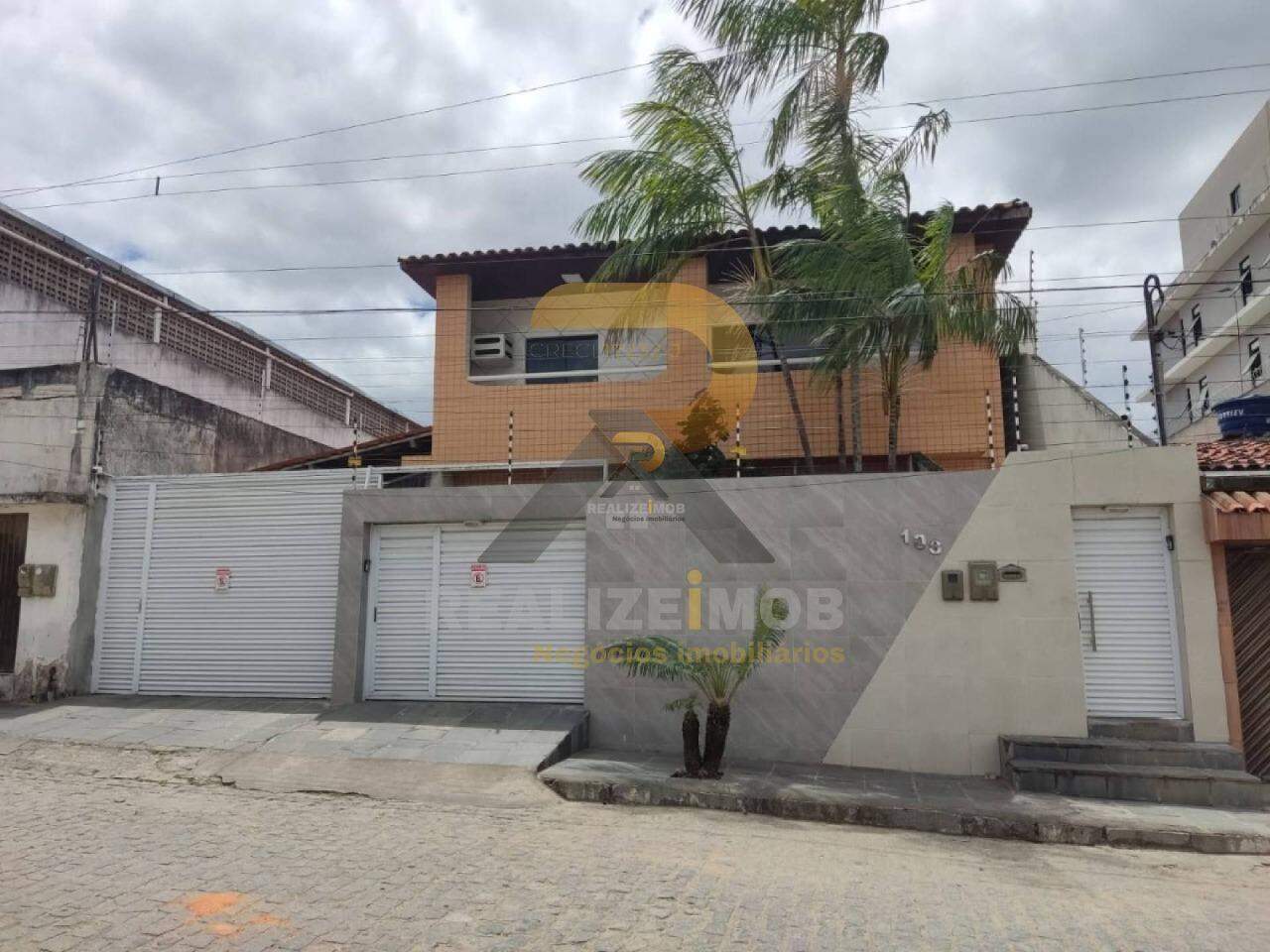 Casa para aluguel no Kennedy: 