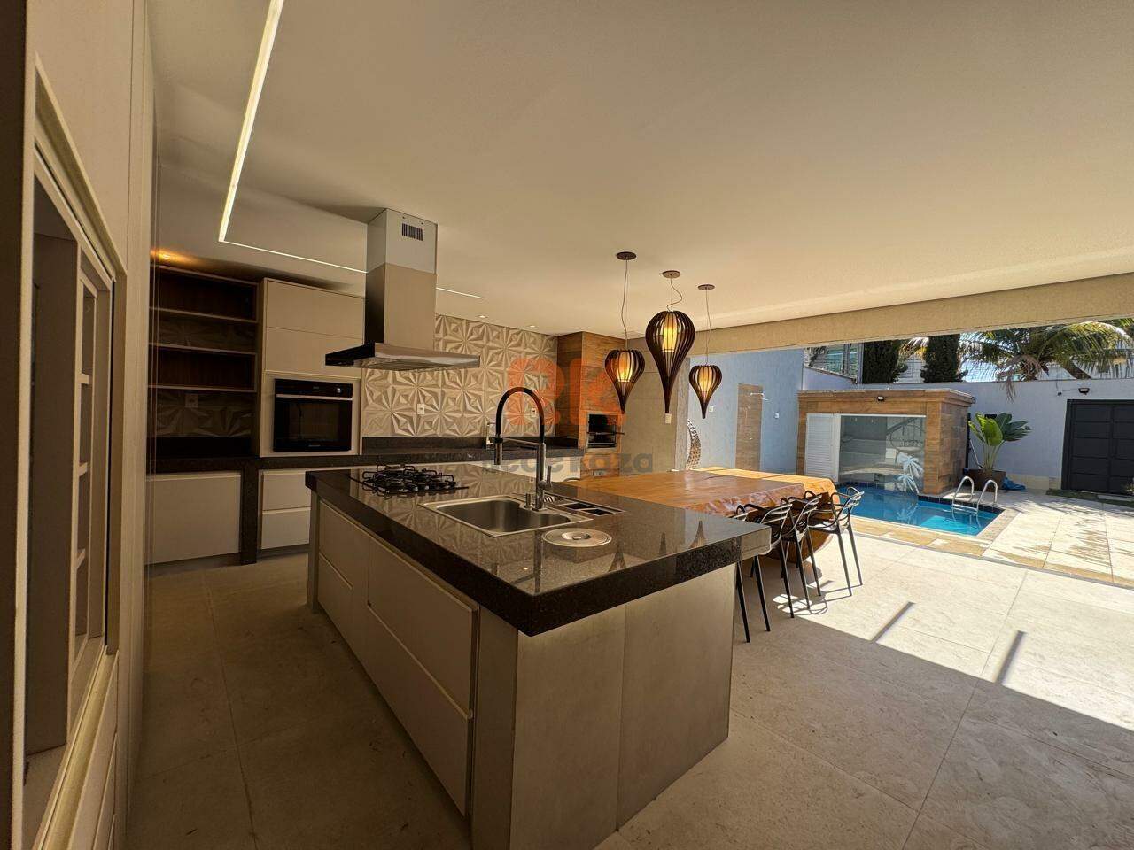 Casa à venda no Cabral: 