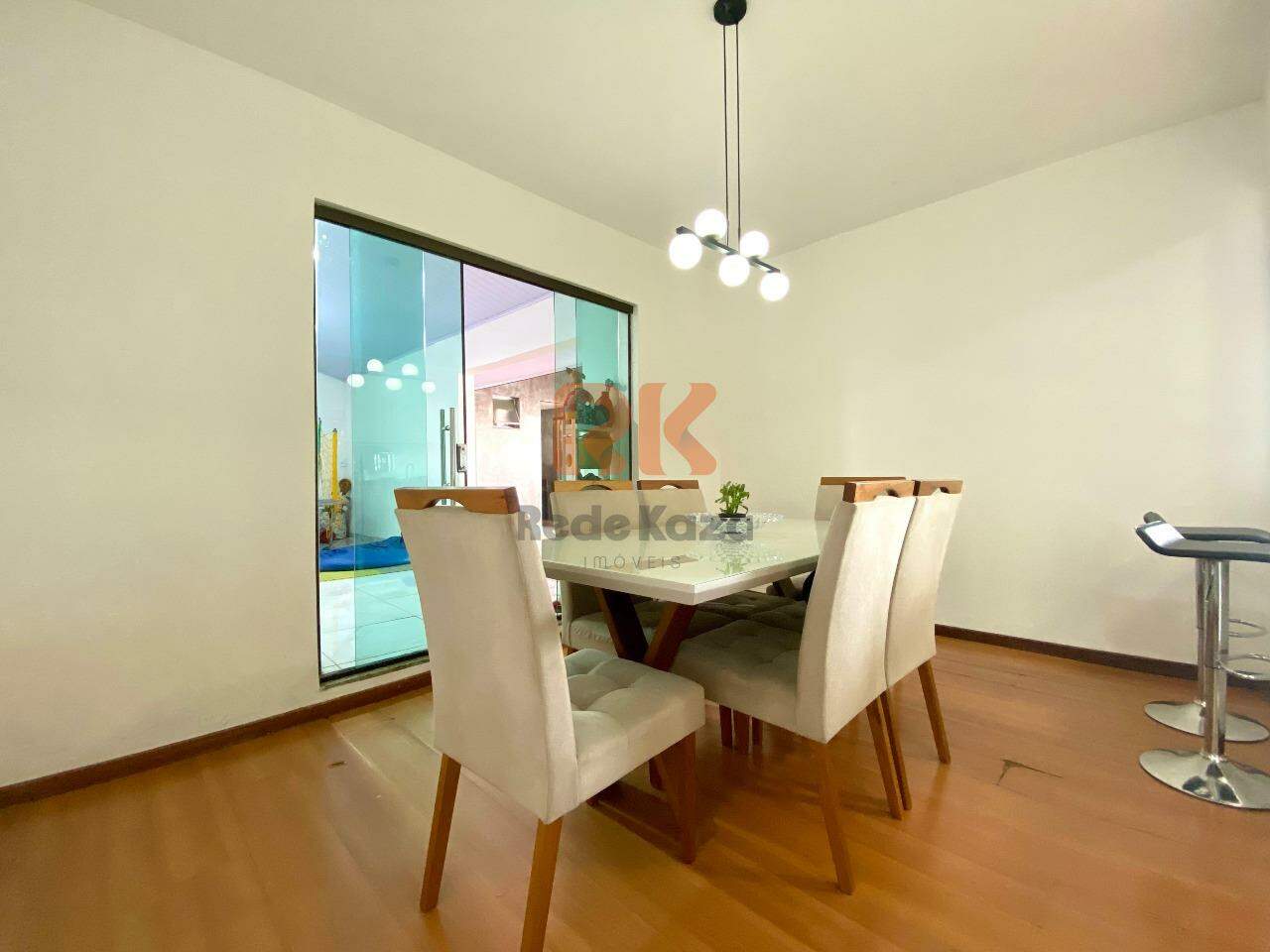 Casa à venda no Trevo: 