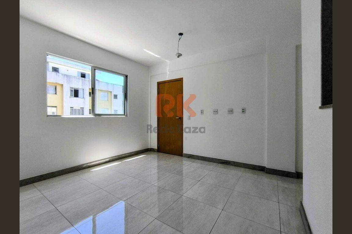 Apartamento à venda no Manacás: 