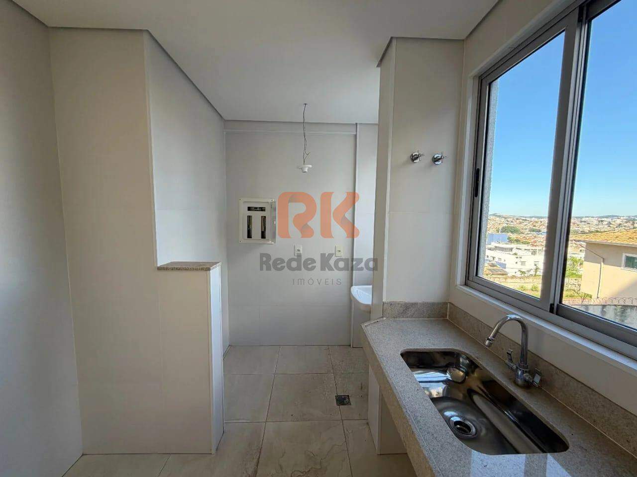 Apartamento à venda no Manacás: 