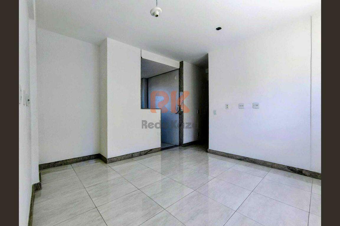 Apartamento à venda no Manacás: 