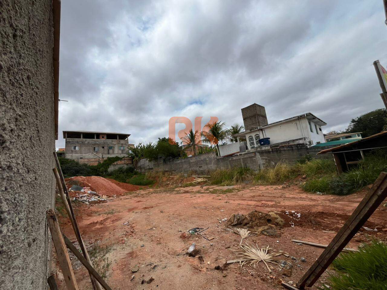 Lote à venda no Trevo: 