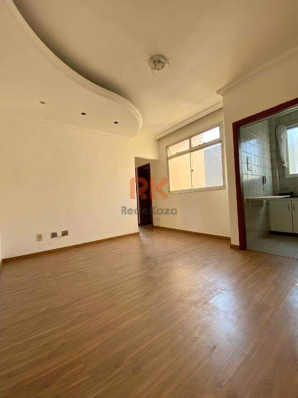 Apartamento à venda no Castelo: 