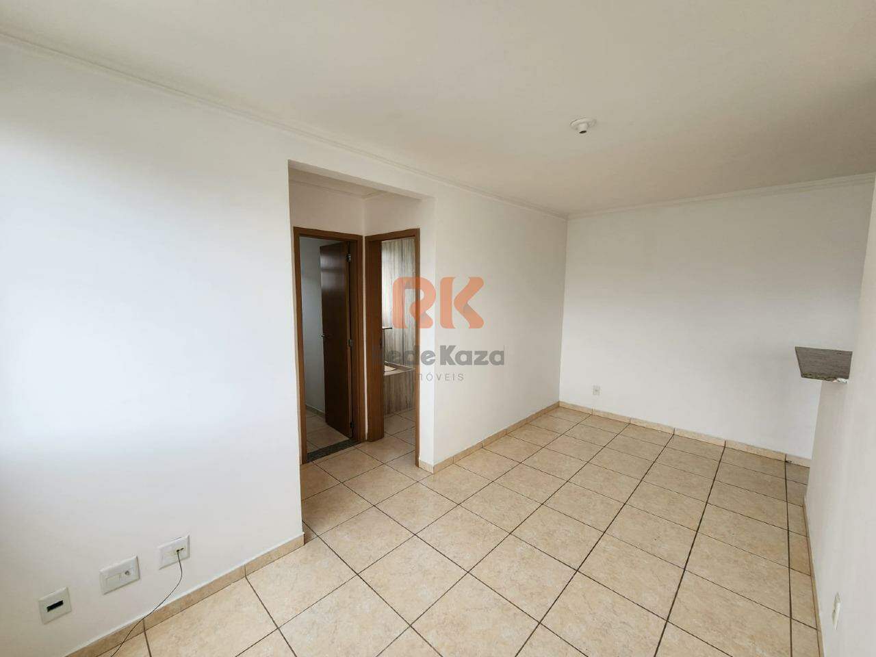 Apartamento para aluguel no Cabral: 