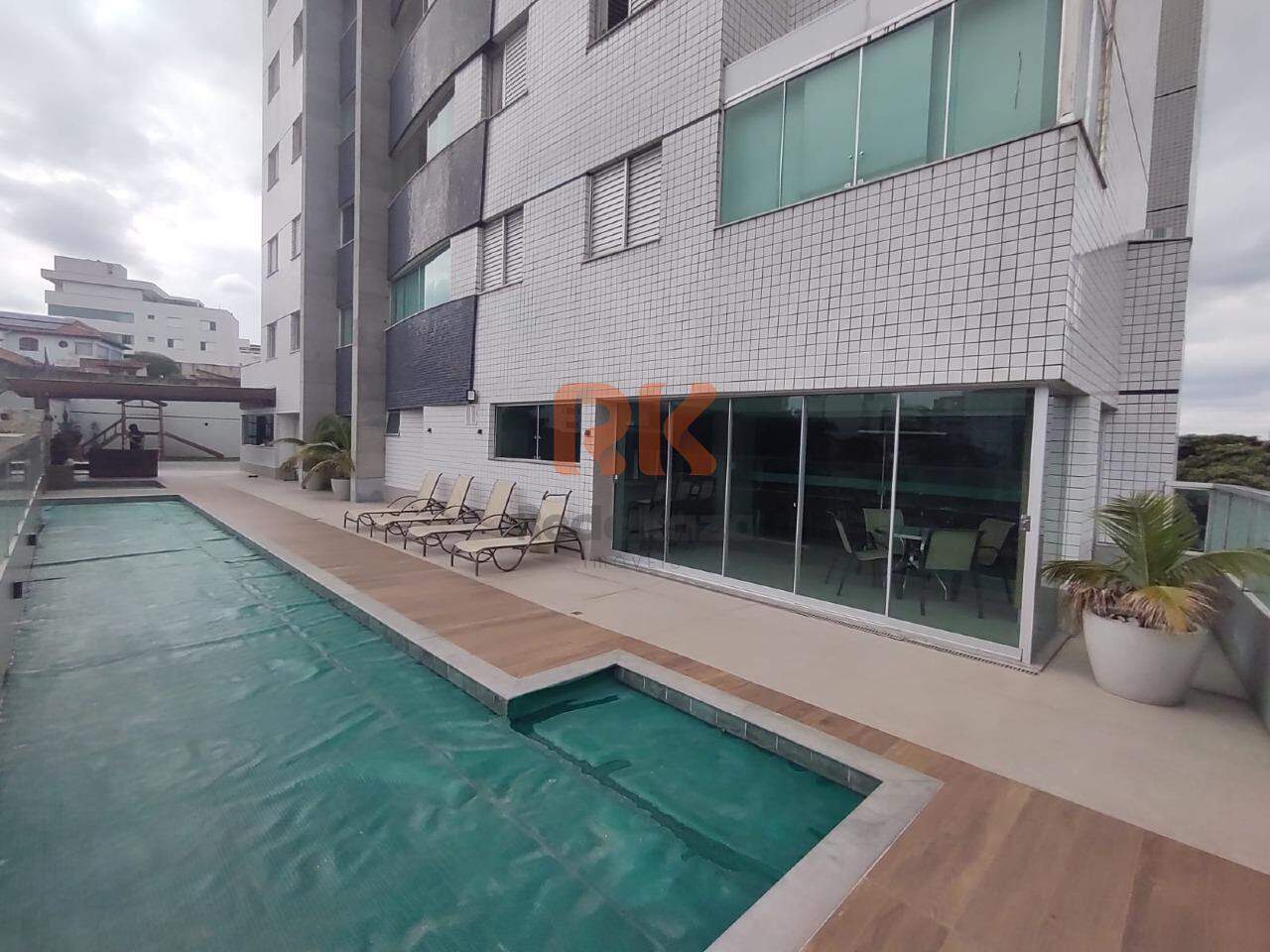 Apartamento para aluguel no Castelo: 