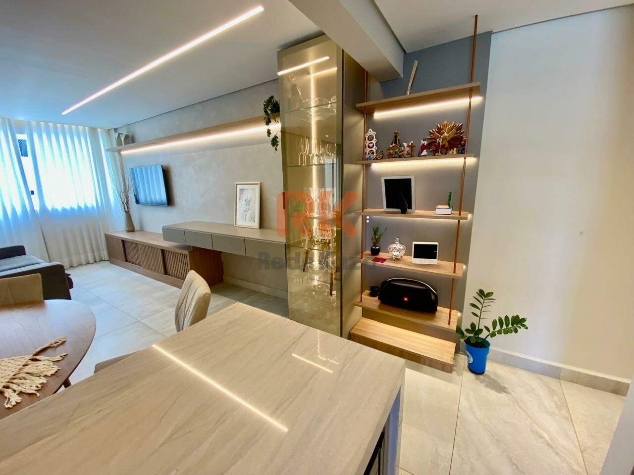 Apartamento à venda no Manacás: 
