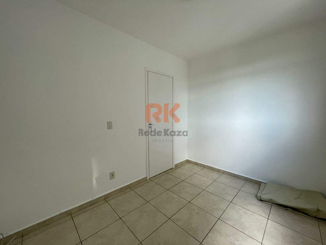Apartamento para aluguel no Cabral: 