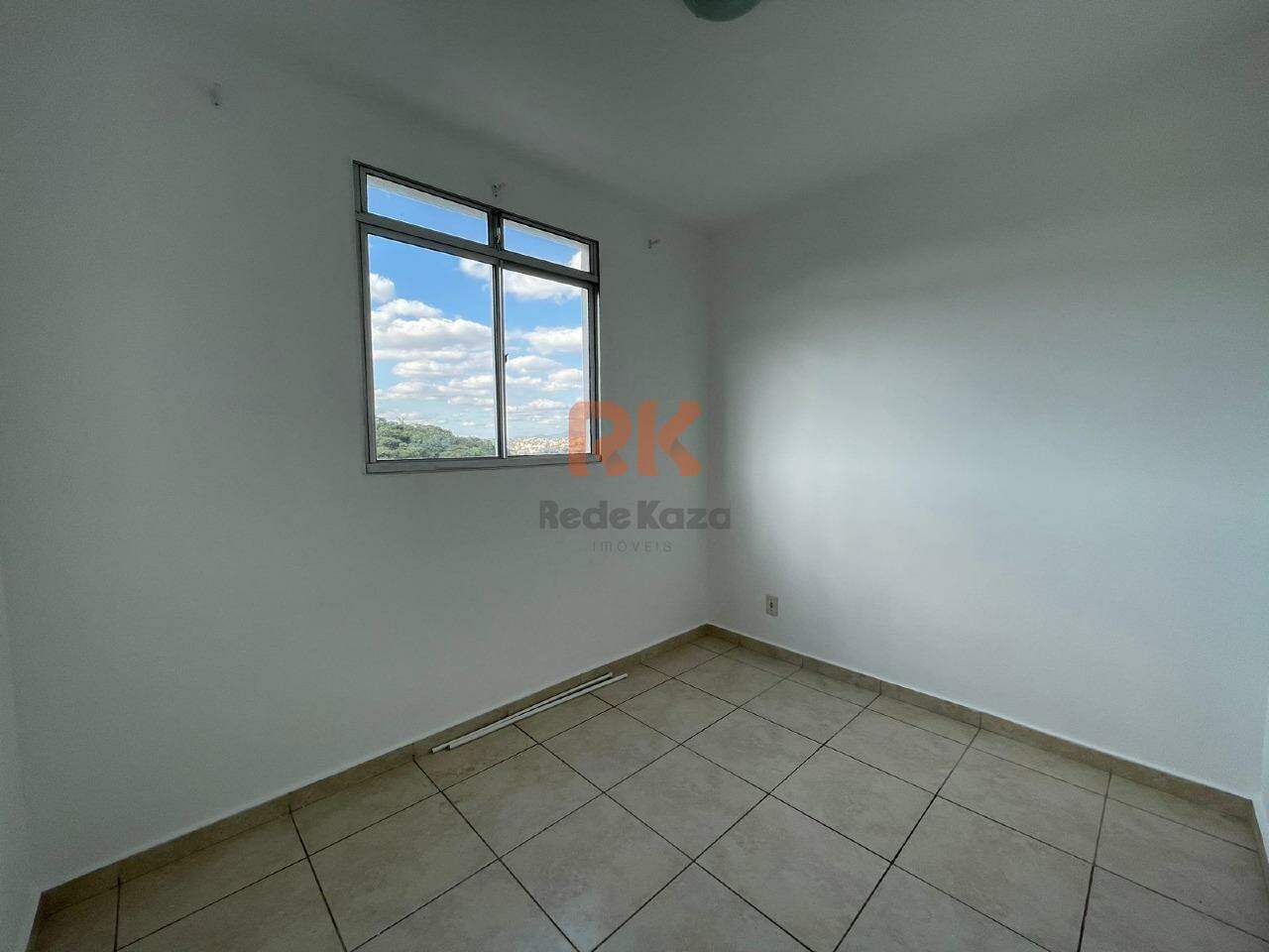 Apartamento para aluguel no Cabral: 