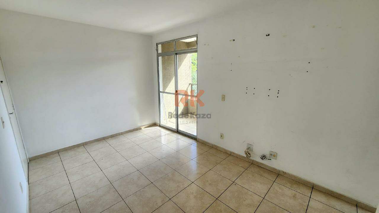 Apartamento para aluguel no Cabral: 