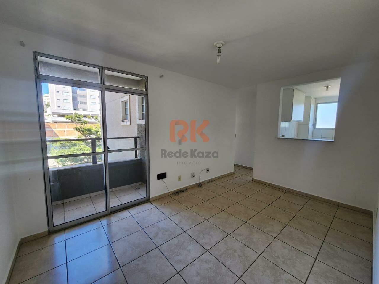 Apartamento para aluguel no Cabral: 