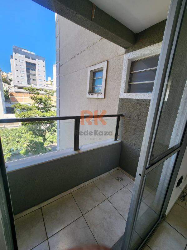 Apartamento para aluguel no Cabral: 